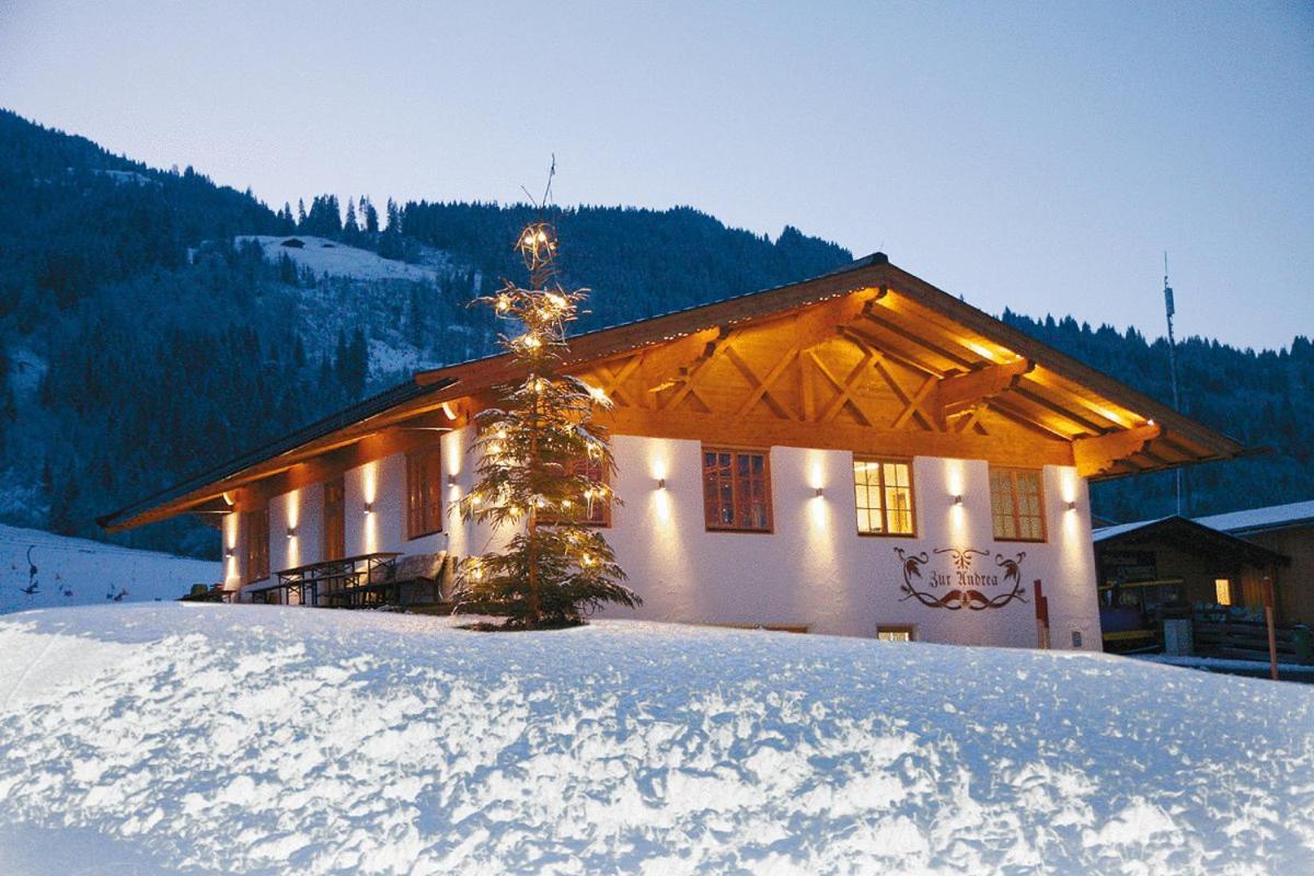 Hotel Hubertus Mit Erlebnislandgasthof Reitherwirt Kitzbühel Exteriör bild