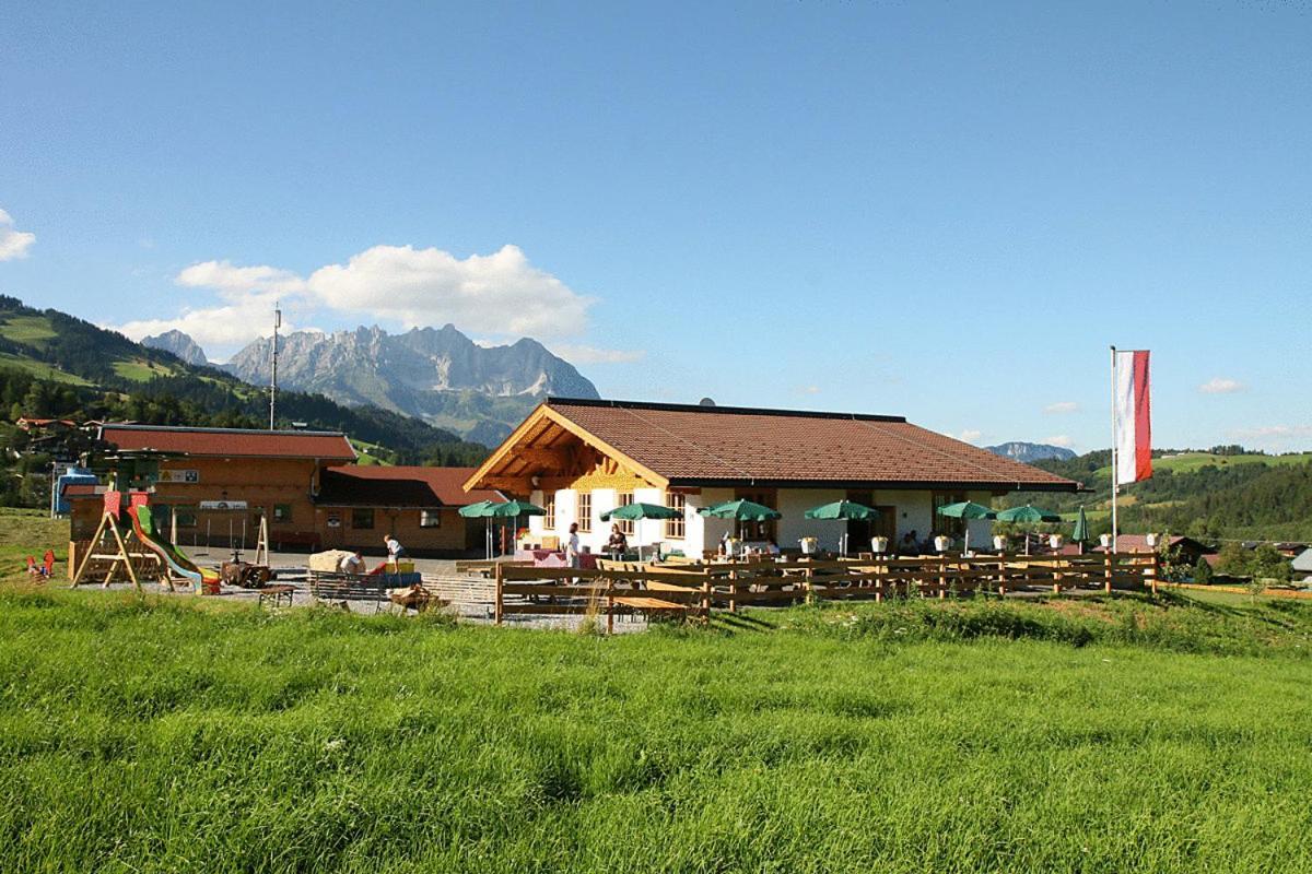 Hotel Hubertus Mit Erlebnislandgasthof Reitherwirt Kitzbühel Exteriör bild